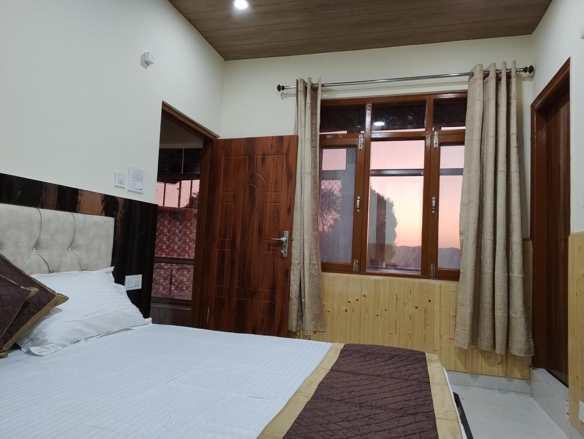 Vintage Woods Inn Shimla Luaran gambar