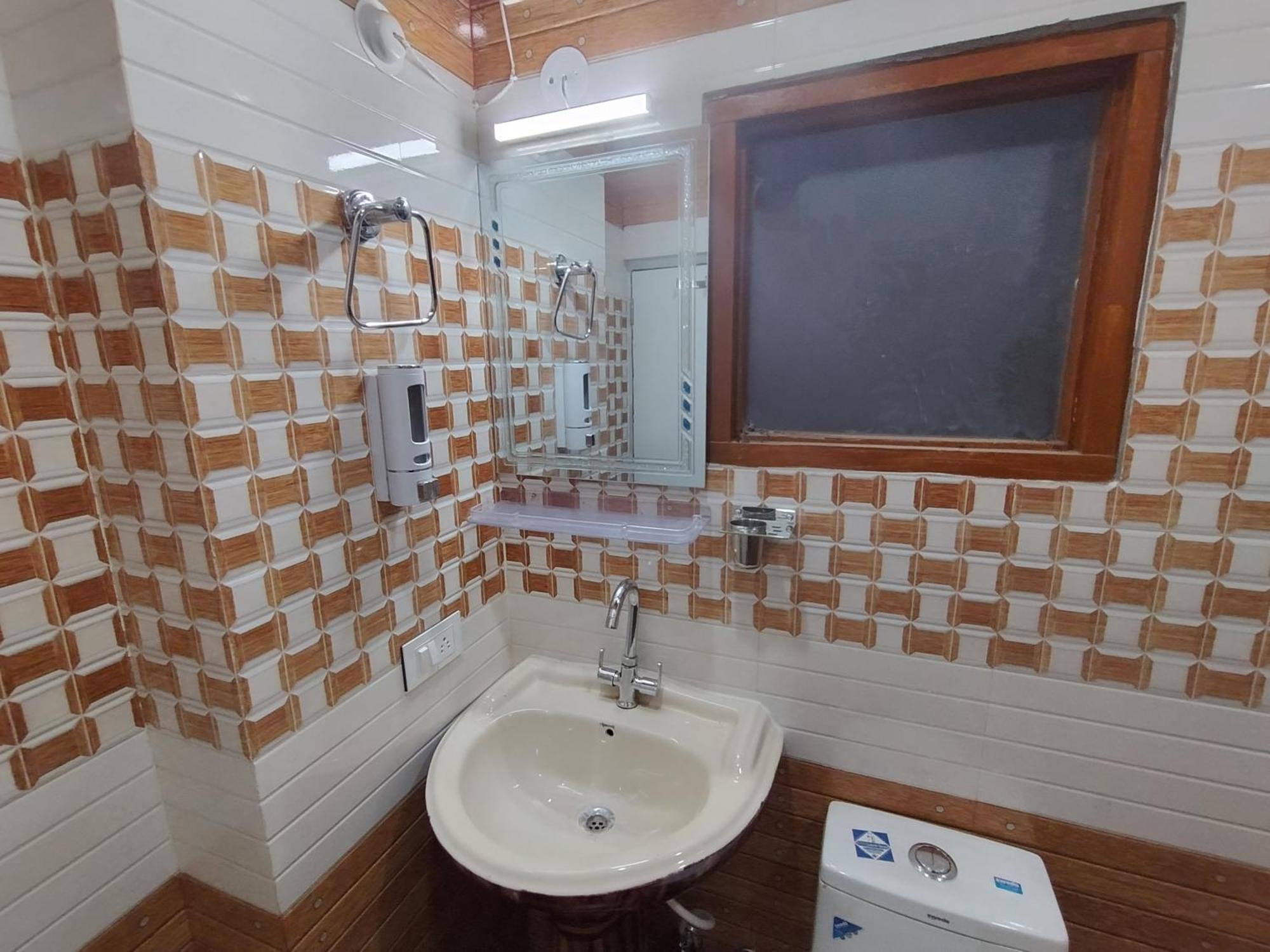 Vintage Woods Inn Shimla Luaran gambar